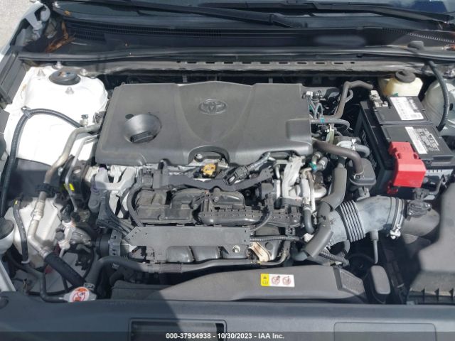 Photo 9 VIN: 4T1B11HK0JU617230 - TOYOTA CAMRY 