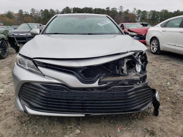 Photo 4 VIN: 4T1B11HK0JU617471 - TOYOTA CAMRY L 