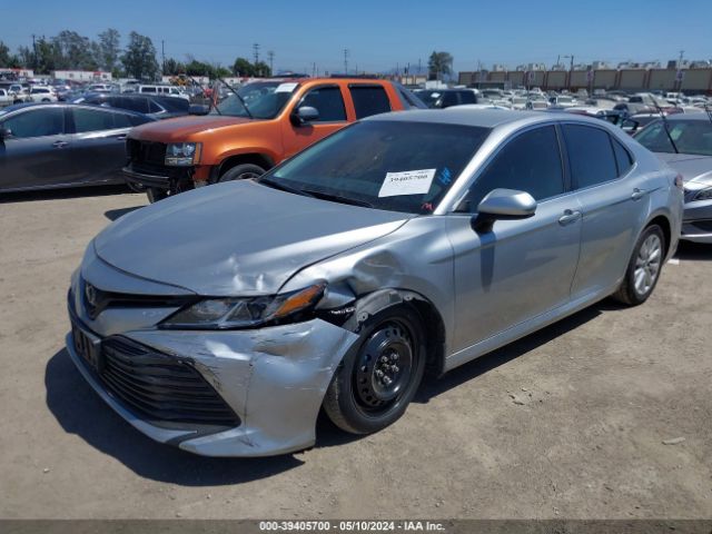 Photo 1 VIN: 4T1B11HK0JU620449 - TOYOTA CAMRY 