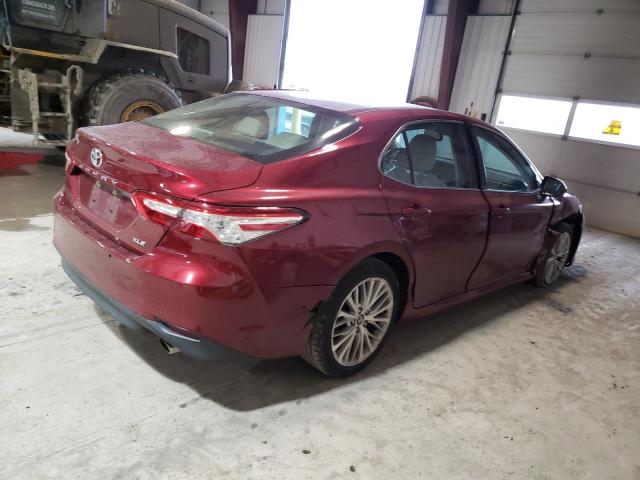 Photo 2 VIN: 4T1B11HK0JU621228 - TOYOTA CAMRY 