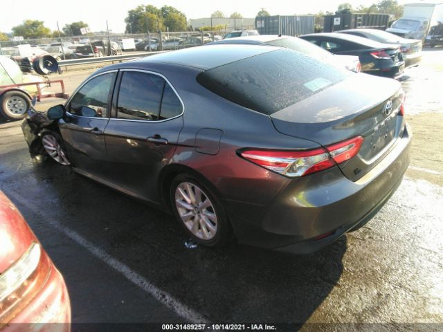 Photo 2 VIN: 4T1B11HK0JU644654 - TOYOTA CAMRY 