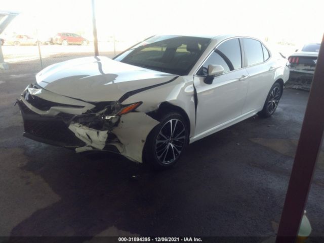 Photo 1 VIN: 4T1B11HK0JU648350 - TOYOTA CAMRY 