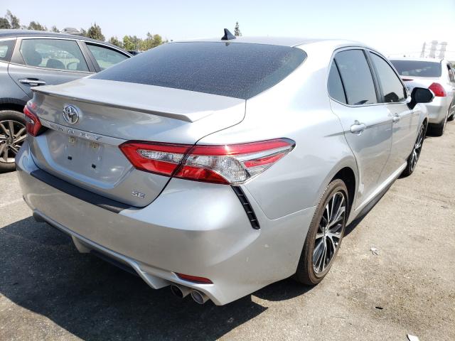 Photo 3 VIN: 4T1B11HK0JU657811 - TOYOTA CAMRY L 