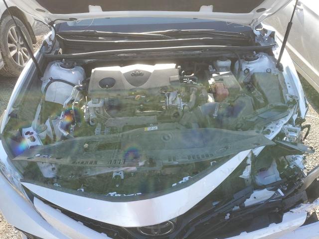 Photo 10 VIN: 4T1B11HK0JU666816 - TOYOTA CAMRY L 