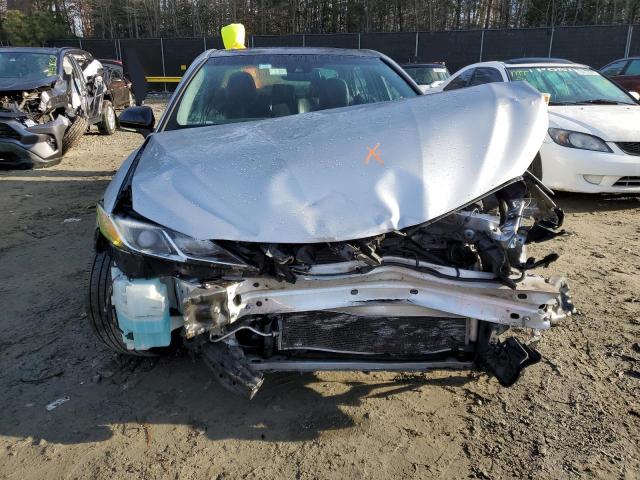 Photo 4 VIN: 4T1B11HK0JU671675 - TOYOTA CAMRY 