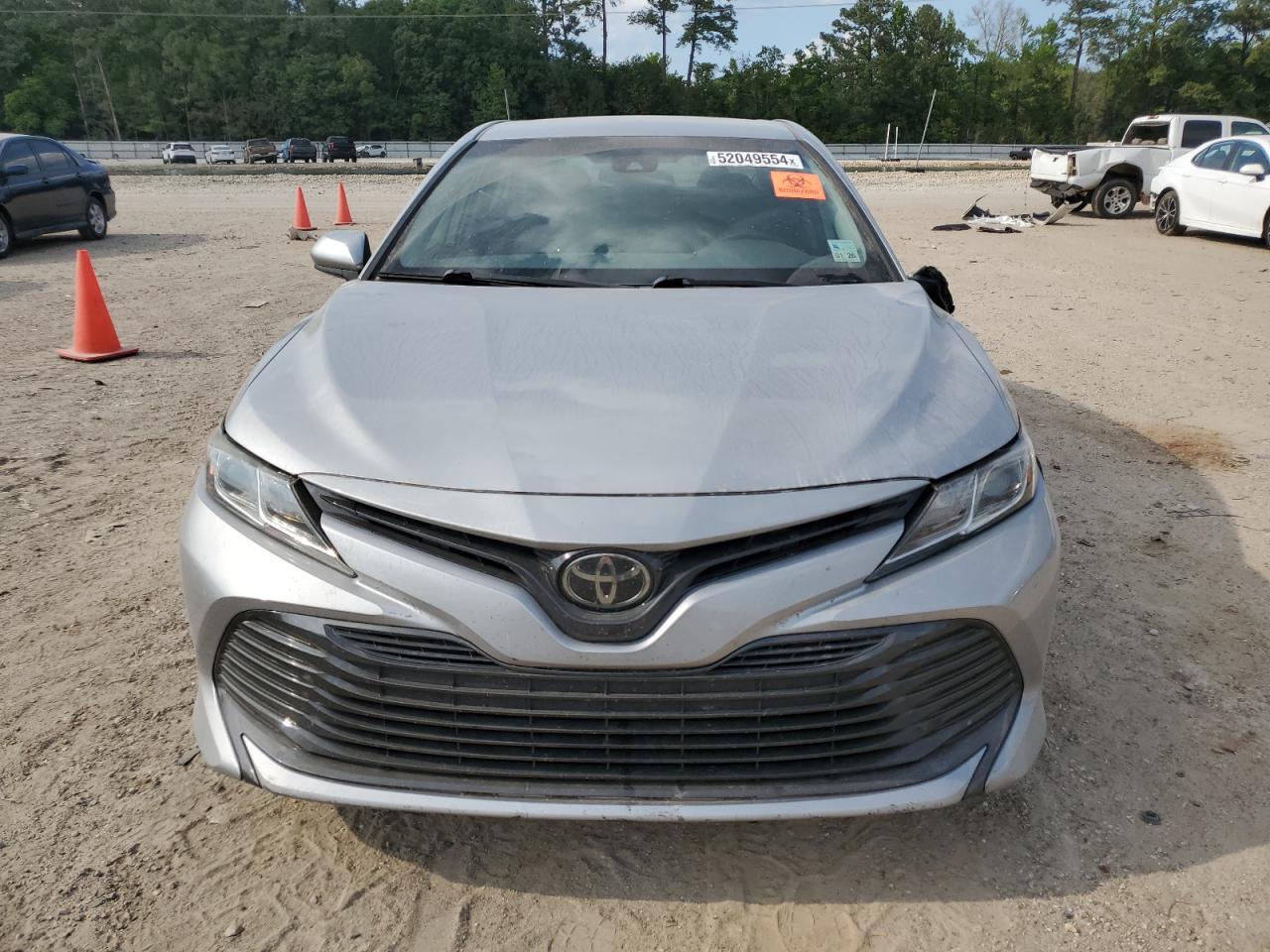 Photo 4 VIN: 4T1B11HK0KU163045 - TOYOTA CAMRY 