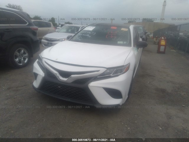 Photo 5 VIN: 4T1B11HK0KU240397 - TOYOTA CAMRY 