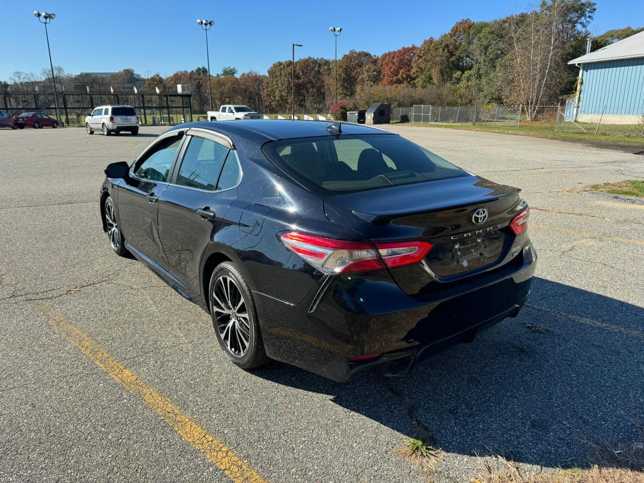 Photo 2 VIN: 4T1B11HK0KU296386 - TOYOTA CAMRY 