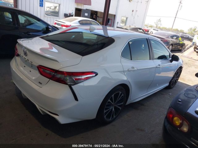 Photo 3 VIN: 4T1B11HK0KU734047 - TOYOTA CAMRY 