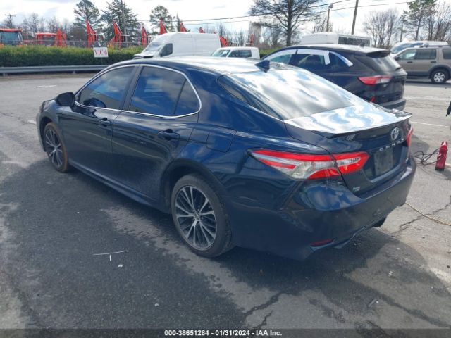 Photo 2 VIN: 4T1B11HK0KU747560 - TOYOTA CAMRY 