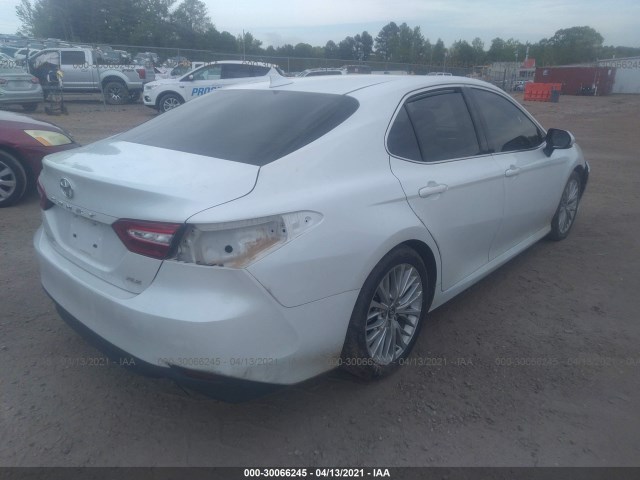 Photo 3 VIN: 4T1B11HK0KU758445 - TOYOTA CAMRY 