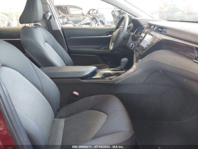 Photo 4 VIN: 4T1B11HK0KU797942 - TOYOTA CAMRY 