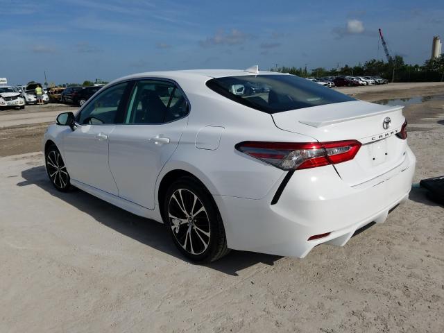 Photo 2 VIN: 4T1B11HK0KU798377 - TOYOTA CAMRY 