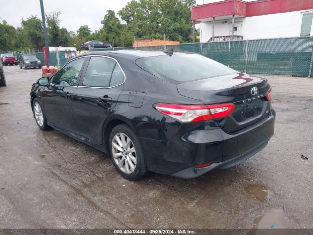 Photo 2 VIN: 4T1B11HK0KU812763 - TOYOTA CAMRY 