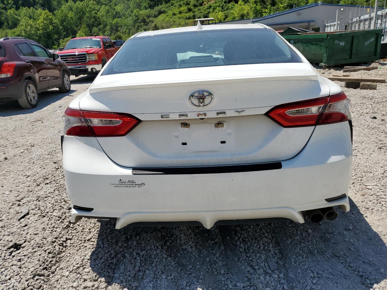 Photo 5 VIN: 4T1B11HK0KU817090 - TOYOTA CAMRY 