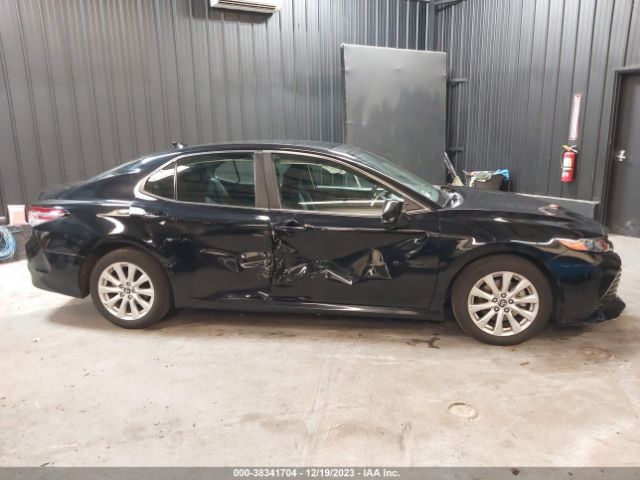 Photo 5 VIN: 4T1B11HK0KU821768 - TOYOTA CAMRY 