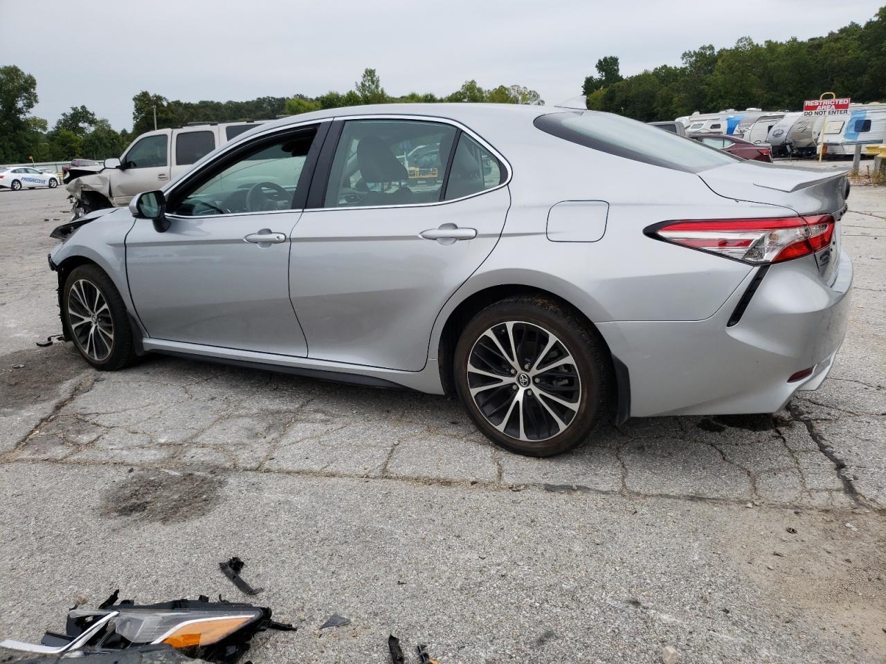 Photo 1 VIN: 4T1B11HK0KU844144 - TOYOTA CAMRY 