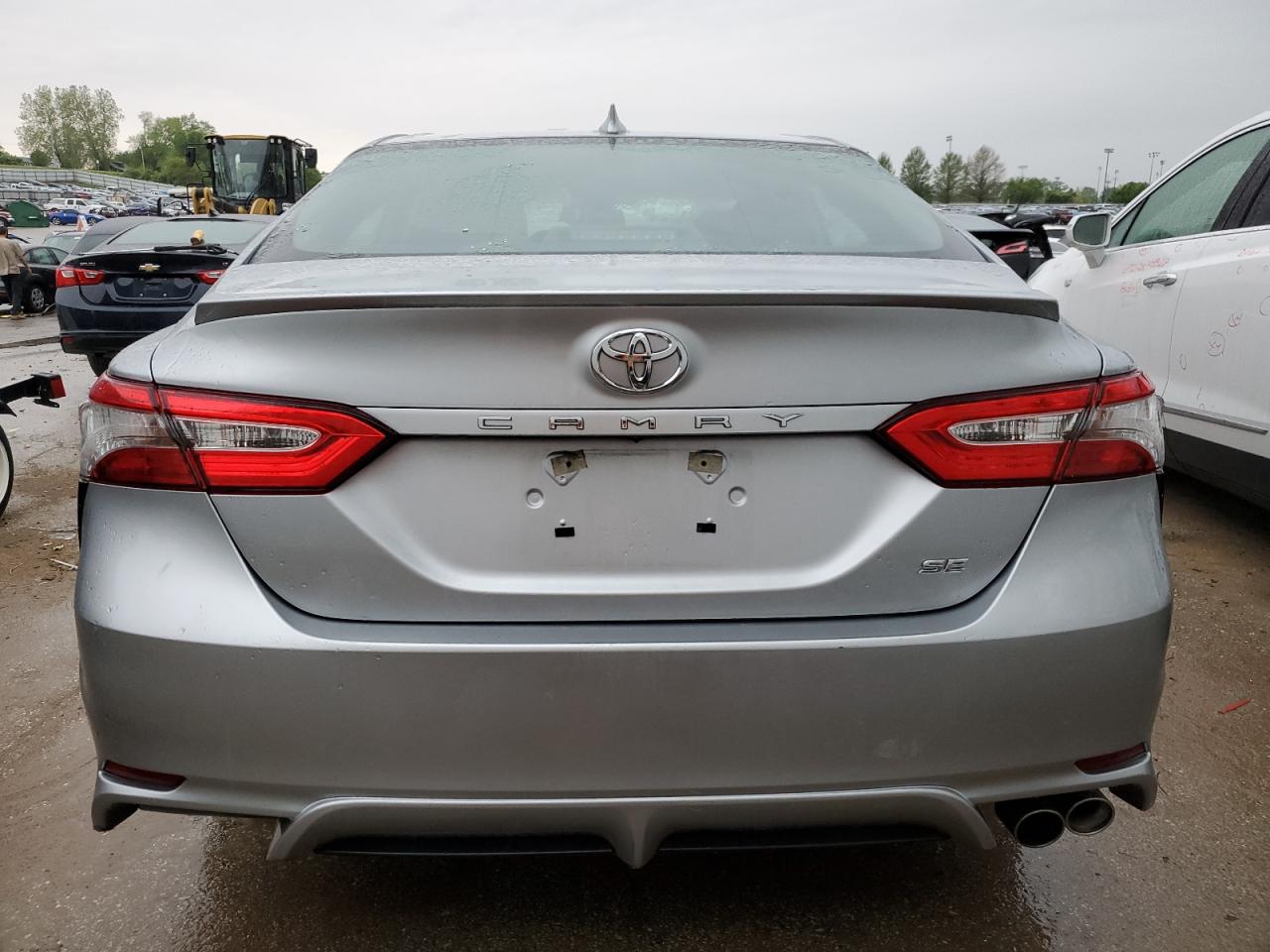 Photo 5 VIN: 4T1B11HK0KU847724 - TOYOTA CAMRY 