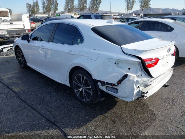 Photo 2 VIN: 4T1B11HK0KU854561 - TOYOTA CAMRY 