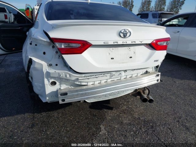 Photo 5 VIN: 4T1B11HK0KU854561 - TOYOTA CAMRY 