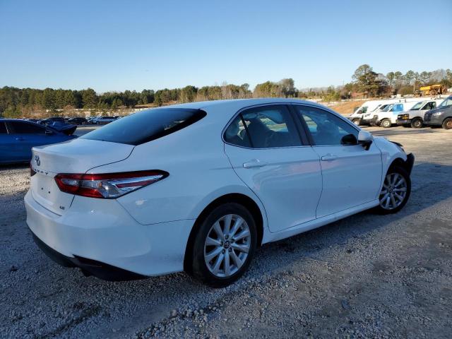 Photo 2 VIN: 4T1B11HK1JU003979 - TOYOTA CAMRY 