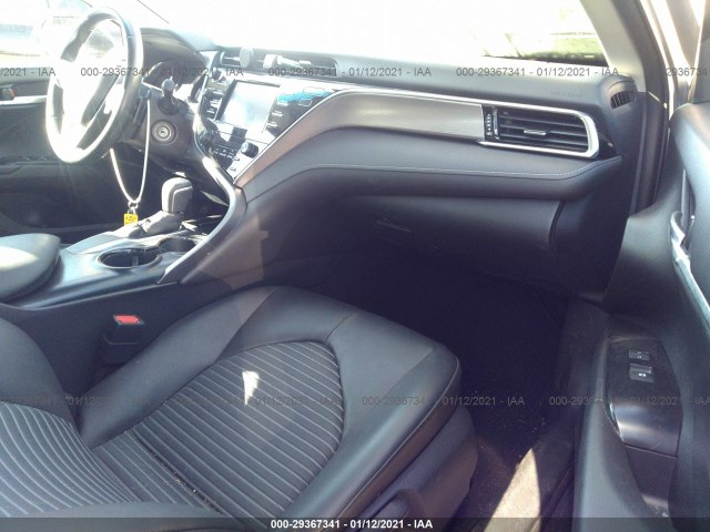 Photo 4 VIN: 4T1B11HK1JU006896 - TOYOTA CAMRY 