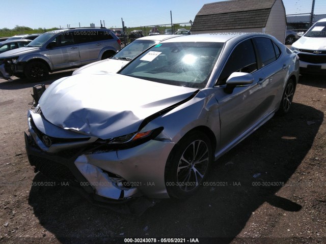 Photo 1 VIN: 4T1B11HK1JU007028 - TOYOTA CAMRY 