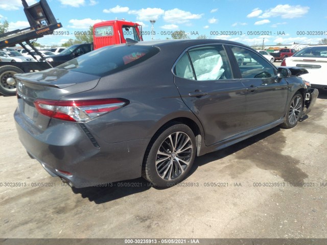 Photo 3 VIN: 4T1B11HK1JU020264 - TOYOTA CAMRY 