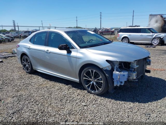 Photo 0 VIN: 4T1B11HK1JU034021 - TOYOTA CAMRY 