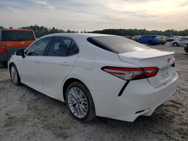 Photo 2 VIN: 4T1B11HK1JU036724 - TOYOTA CAMRY L 