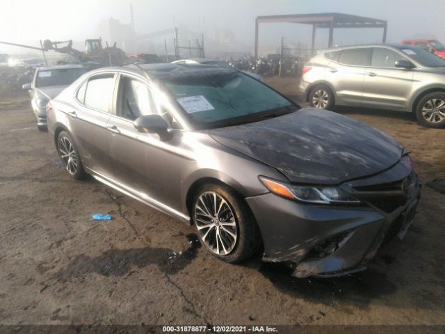 Photo 0 VIN: 4T1B11HK1JU057346 - TOYOTA CAMRY 