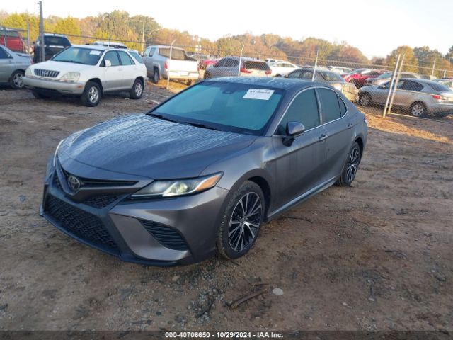 Photo 1 VIN: 4T1B11HK1JU068282 - TOYOTA CAMRY 