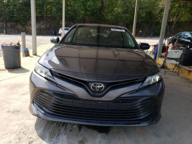 Photo 4 VIN: 4T1B11HK1JU068735 - TOYOTA CAMRY 