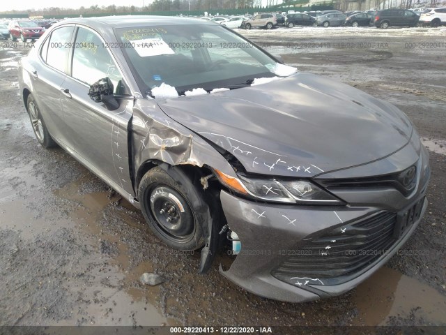 Photo 5 VIN: 4T1B11HK1JU071652 - TOYOTA CAMRY 