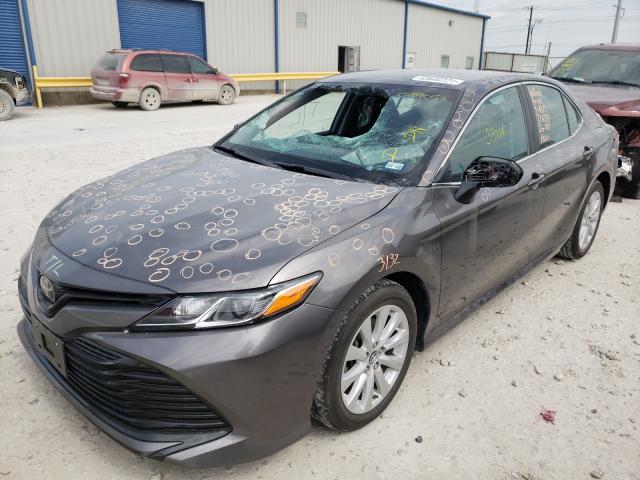 Photo 1 VIN: 4T1B11HK1JU089052 - TOYOTA CAMRY L 