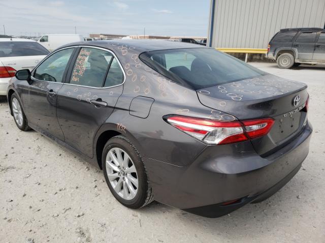 Photo 2 VIN: 4T1B11HK1JU089052 - TOYOTA CAMRY L 