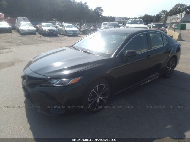 Photo 1 VIN: 4T1B11HK1JU095238 - TOYOTA CAMRY 