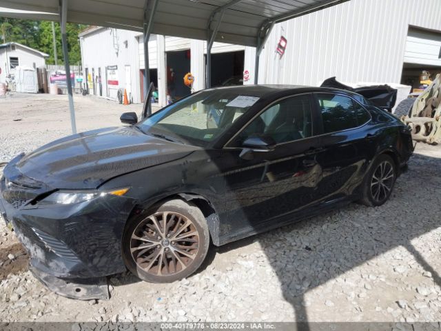 Photo 1 VIN: 4T1B11HK1JU096261 - TOYOTA CAMRY 