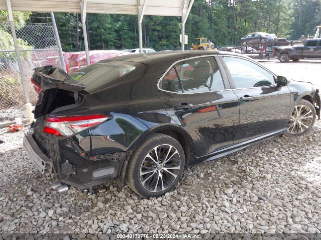 Photo 3 VIN: 4T1B11HK1JU096261 - TOYOTA CAMRY 