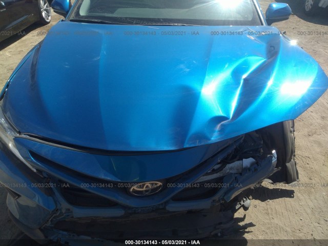 Photo 9 VIN: 4T1B11HK1JU101572 - TOYOTA CAMRY 