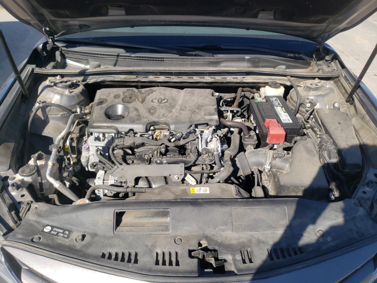 Photo 10 VIN: 4T1B11HK1JU108781 - TOYOTA CAMRY 