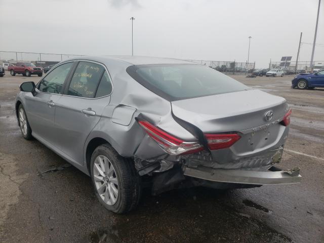 Photo 2 VIN: 4T1B11HK1JU109221 - TOYOTA CAMRY L 