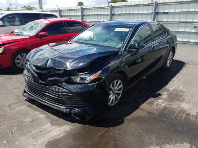 Photo 1 VIN: 4T1B11HK1JU110031 - TOYOTA CAMRY L 