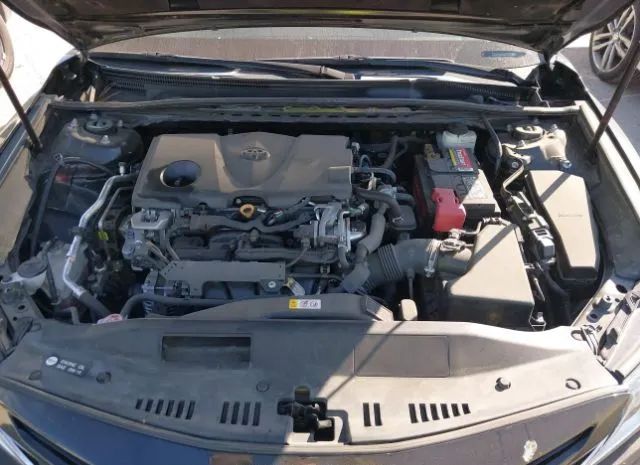 Photo 9 VIN: 4T1B11HK1JU122163 - TOYOTA CAMRY 