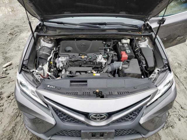 Photo 10 VIN: 4T1B11HK1JU127041 - TOYOTA CAMRY L 