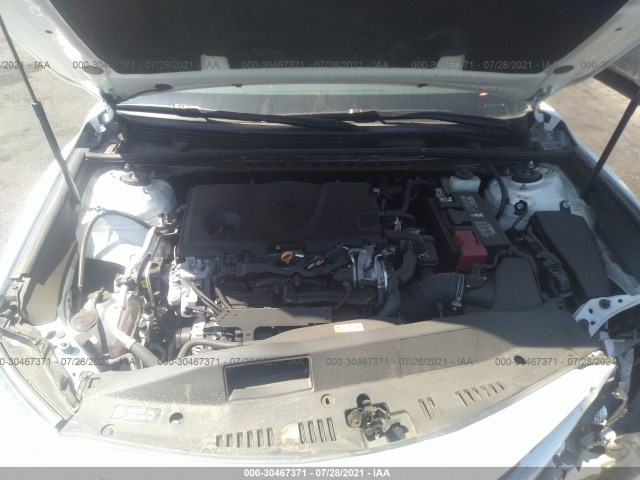 Photo 9 VIN: 4T1B11HK1JU135012 - TOYOTA CAMRY 