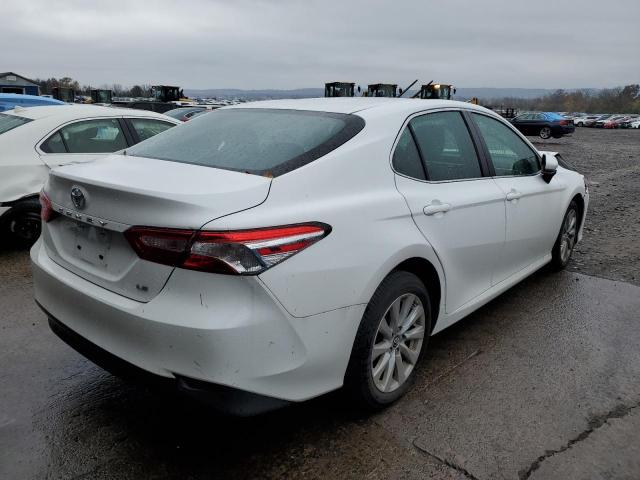 Photo 3 VIN: 4T1B11HK1JU142414 - TOYOTA CAMRY L 