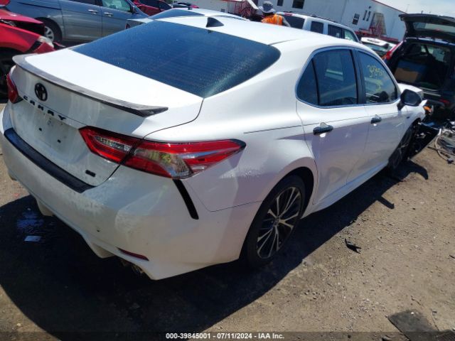 Photo 3 VIN: 4T1B11HK1JU143787 - TOYOTA CAMRY 