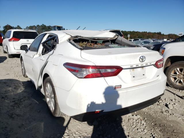 Photo 2 VIN: 4T1B11HK1JU152568 - TOYOTA CAMRY L 