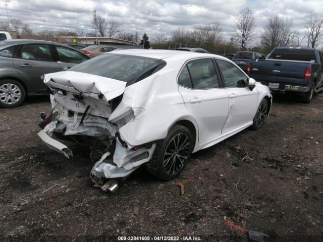 Photo 3 VIN: 4T1B11HK1JU153851 - TOYOTA CAMRY 